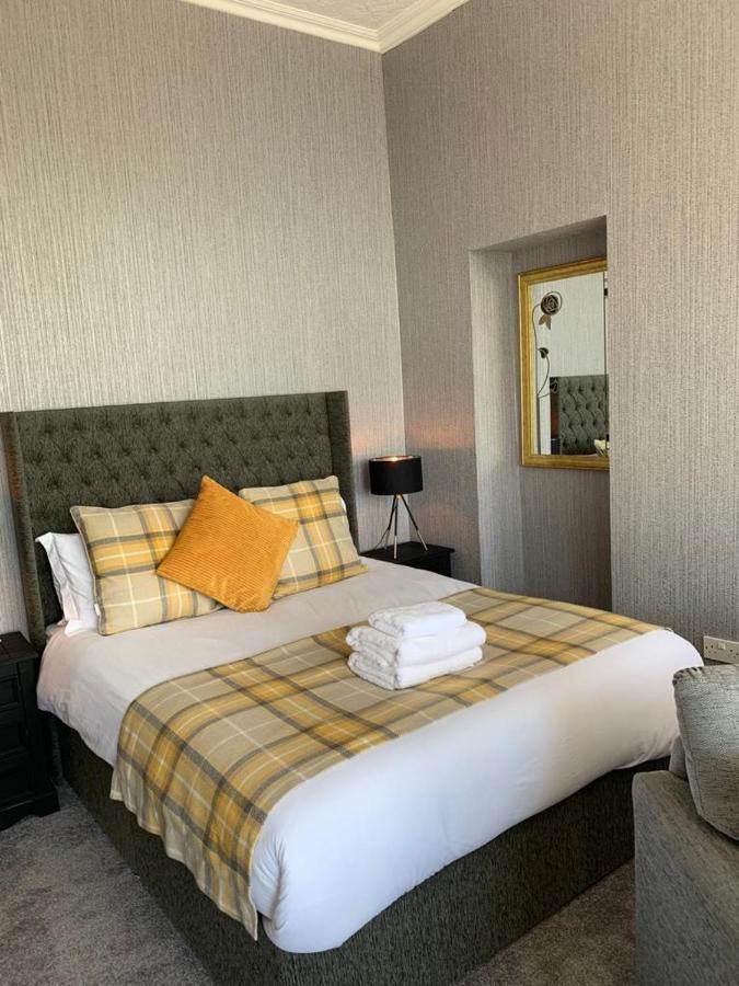 Chandlers Hotel Rothesay Luaran gambar